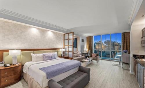 Las Vegas Apartment | The Jest's Retreat at MGM Signature Tower 3