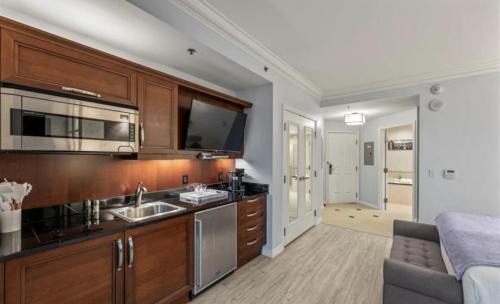 Las Vegas Apartment | The Jest's Retreat at MGM Signature Tower 3