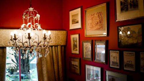 Winchester Hotel | The King Alfred Pub