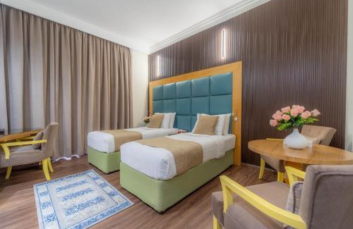 Deira Hotel | The Leela Hotel