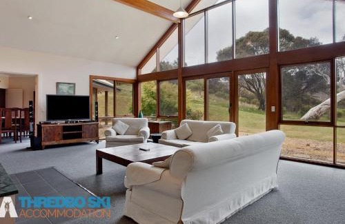 Crackenback Ski Chalet | The Little Nap