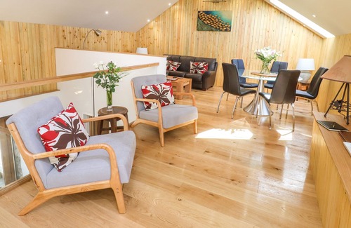 Yelverton Cottage | THE MEETING HOUSE @ YELLOWMEAD FARM, romantic in Yelverton