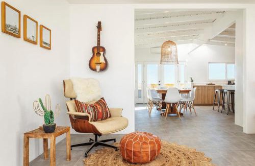 Panorama Heights House | The Moondance By The Cohost Company