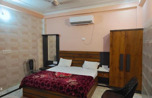 Ayodhya Hotel | The Nirmala palace