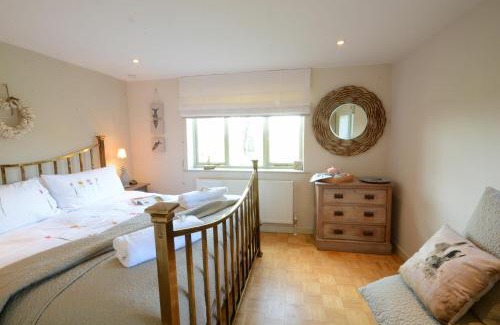 Saxmundham House | The Nookery at Snape Hall
