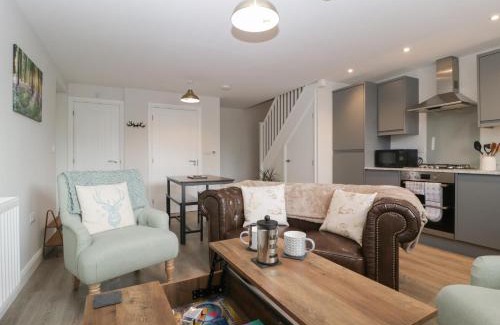 Cinderford House | The Old School