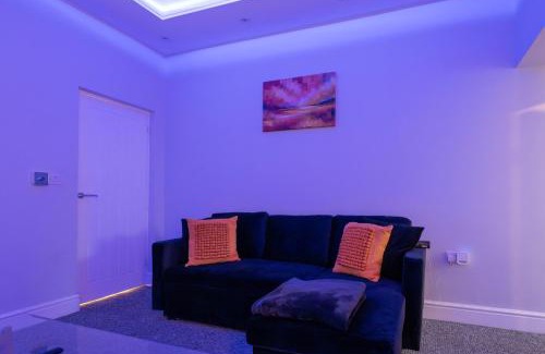 Burslem Apartment | The Orange County