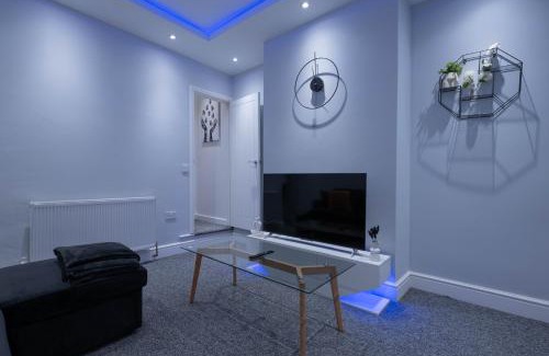 Burslem Apartment | The Orange County