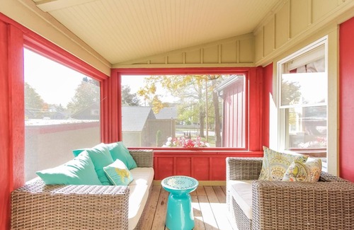 Saugatuck Cottage | The Oriole