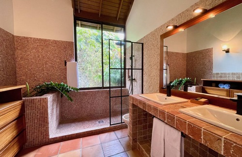 Bellevue Hotel | The Paradise Peak - Adults Only