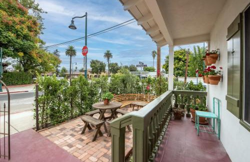 West Beach Apartment | The Patio Suite - The Marlowe Boutique Hotel