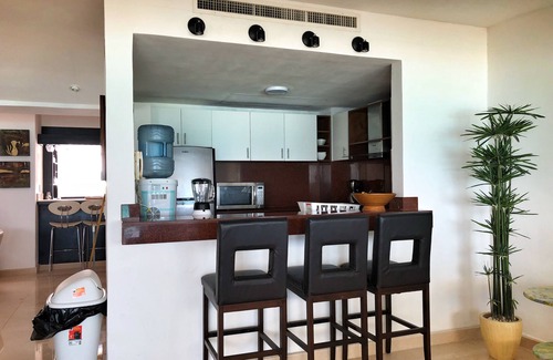Zona Hotelera House | The perfect ocean front house in hotel zone