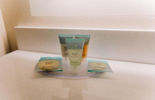 East Columbia Hotel | The Portlander Inn and Marketplace