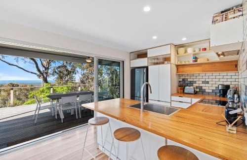 Moruya House | The Retreat at Moruya managed by Batemans Bay Accom