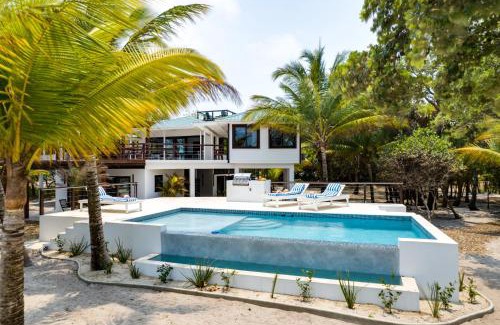 Placencia Villa | The Slow Loris 3 Bedroom Villa
