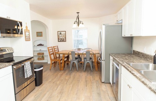 Twin Falls House | The Suite Potato has plenty of bed for the whole family