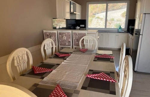 Bhimtal Cottage | The Taal Cottage