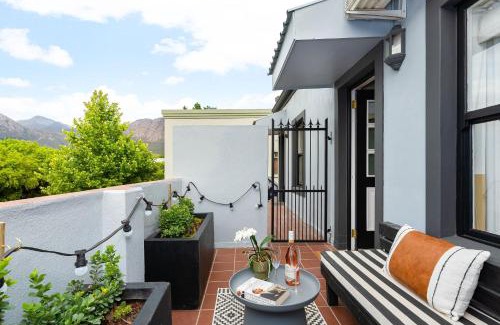 Franschhoek Apartment | The Tram Stop