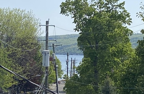 Hammondsport Apartment | The Village Tavern Inn-#4 , Located in Hammondsport just 1 block from Keuka Lake