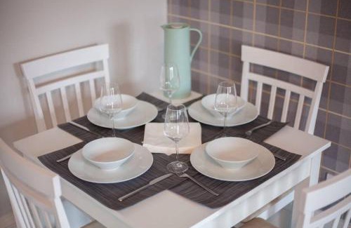Greenock Apartment | The Warwick Apartment