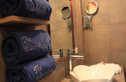 Bophut Resort | The Waterfront Hotel at Fishermans Village