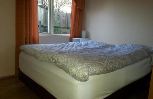 Seltjarnarnes Apartment | Thorshamar - Car Included