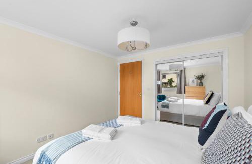 Dundee Apartment | Thorter Row - Quayside Apartment