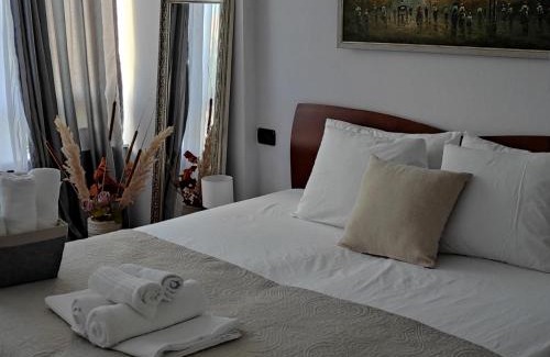 Tirana Apartment | Tirana Center Rustic Retreat