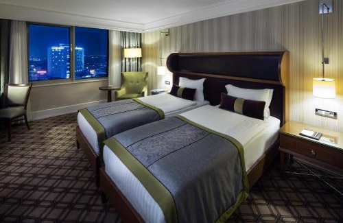 Bakırkoy Hotel | Titanic Port Bakirkoy