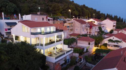 Gornji Kono Apartment | Tomas Deluxe II