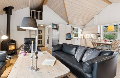 Skygge House | "Tomine" - 40km to the fjord by Interhome