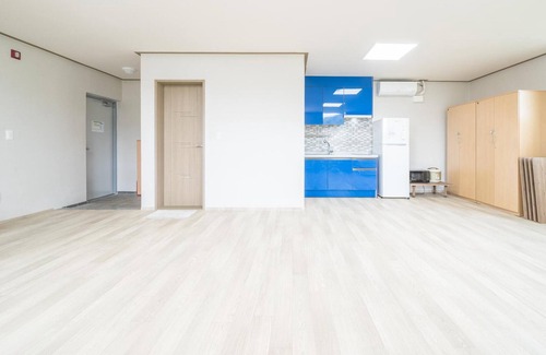 Kwanil House | Tongyoung Sandeulhae Healling Pension