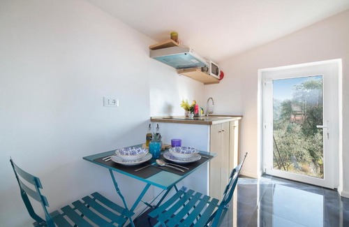 Albenga Apartment | Torre antica Case di Campo