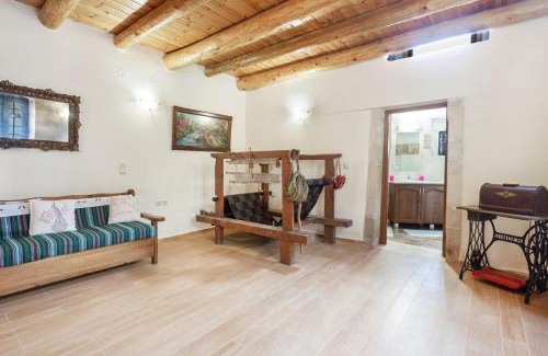 Tzitzifes House | Traditional Stone House Rafael