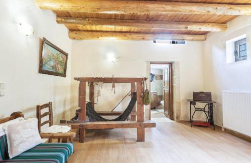 Tzitzifes House | Traditional Stone House Rafael