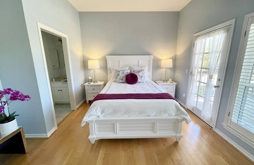 Parker Bed & Breakfast | Tranquil Oasis with Stunning Views near SOUTHFORK Ranch! -Classical Suite
