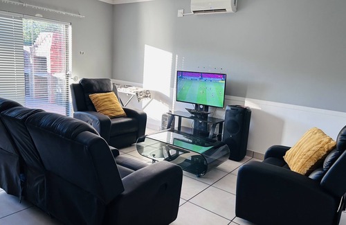 Kathu Apartment | Tranquil retreat in the heart of Kathu Unwind in comfort and styles at Comfort