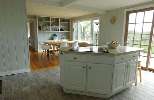 Little Compton House | Tranquil vacation home located midway between town beach and village Commons.