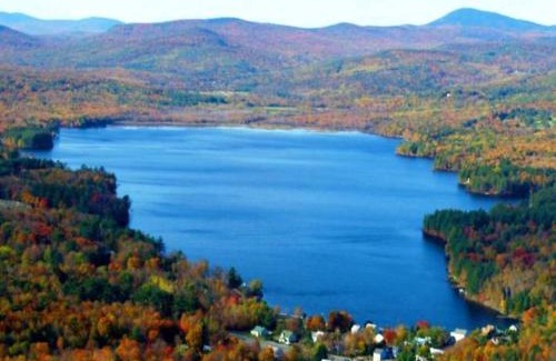 Dryden House | Tranquil Waters - Modern Lakefront Haven with Hot Tub - Explore, Relax, and Recharge! Close to UMF!