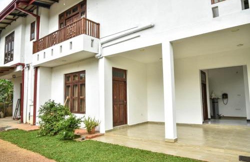 Attikulama Hotel | Travel Neth Holidays Bungalow Anuradhapuraya