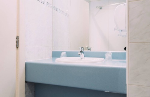 Belfast Central District Hotel | Travelodge Belfast Central