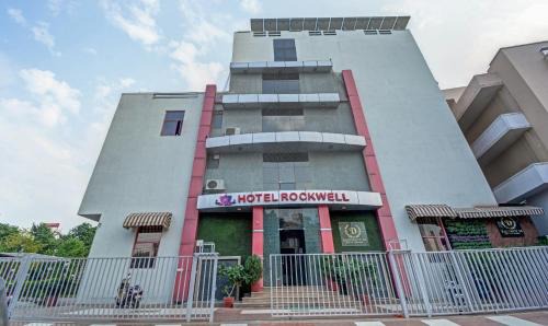 Jaipur Hotel | Treebo New Rockwell Vivek Vihar