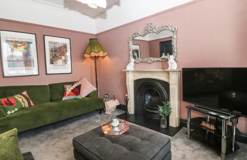 Criccieth House | Trigfa