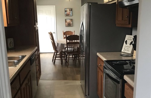 Campbellsville House | Triple Oaks Blessing * Less than 5 Min to Green River Lake!