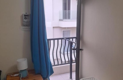 San Gwann House | Triple room with balcony