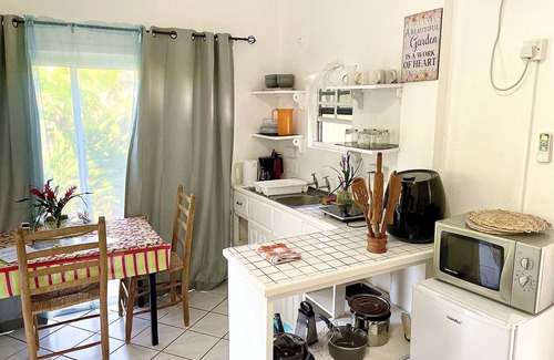 Soufriere Apartment | Tropical Dream Diamondview (Avocado)