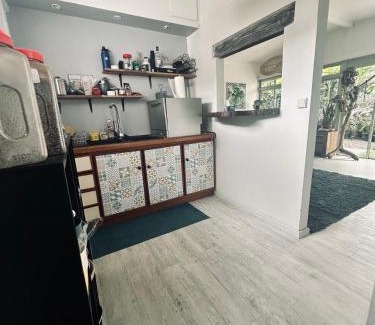 Faaa House | Tropical Nest