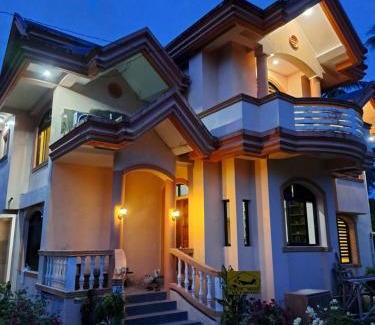Llorente House | Tungkip House Bed and Breakfast
