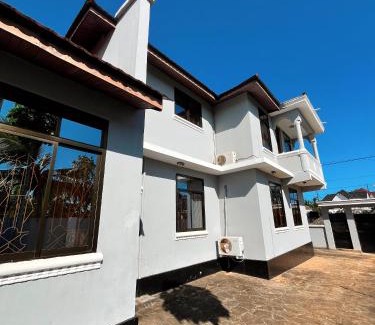 Tunguu House | TUNU Homestay And Apartment