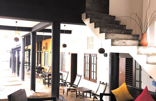 Thiranagama House | Turtles Rest and Curry Bowl